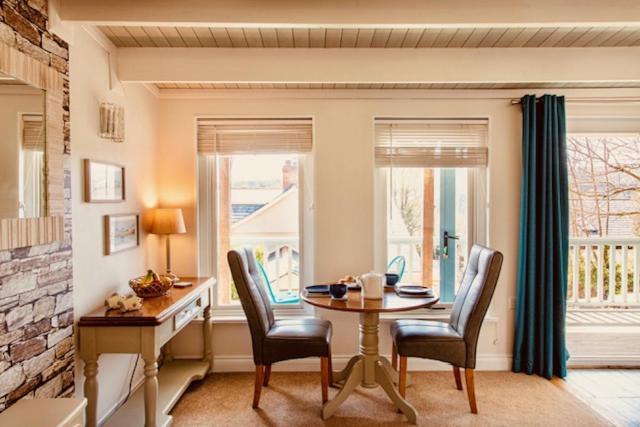 트루로 Blankednick Boltholes - 3 Beautiful Family Or Couples Cornish Getaways 빌라 외부 사진